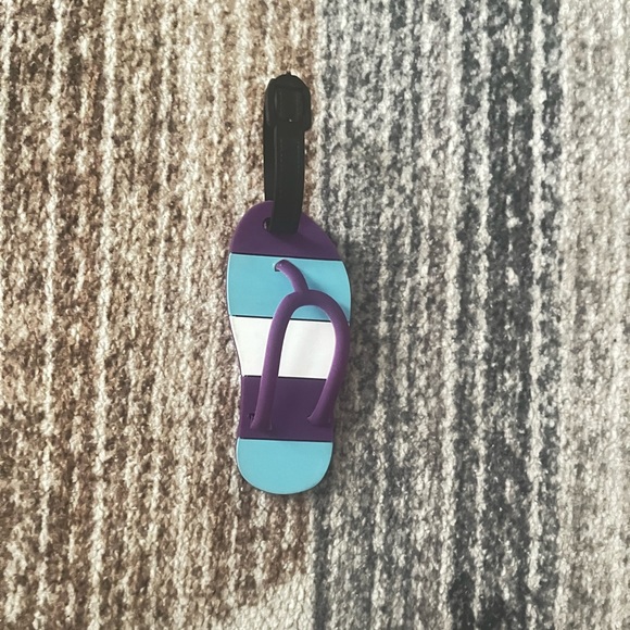 Sandal Luggage Information Holder - Picture 1 of 2